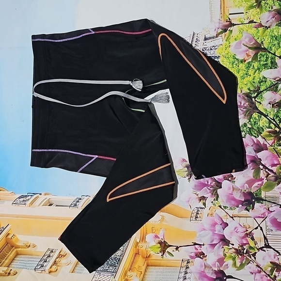 CW-X Compression Athletic Capri Leggings‎ Size Medium - Picture 1 of 6